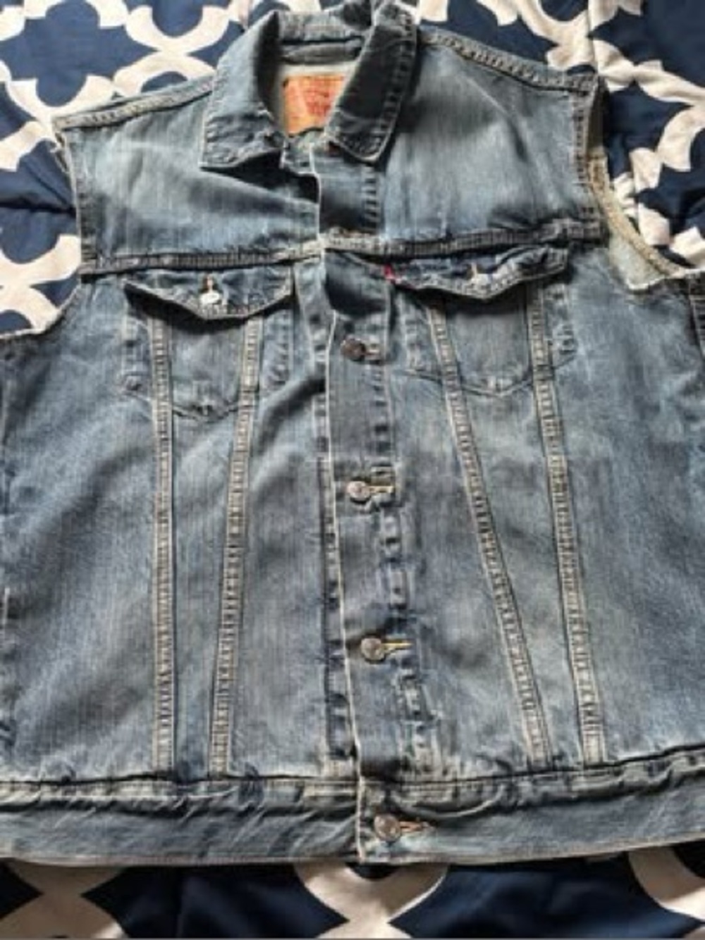 Levi Strauss & Co. Denim trucker Vest Size XL